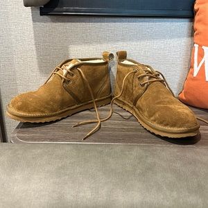 Alpine Design Fuzzy boots